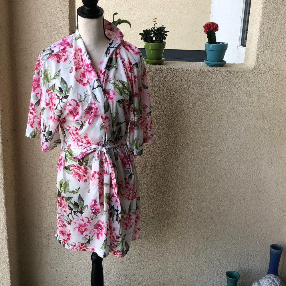 SHOW ME YOUR MUMU Pink Flower Print Robe - O/S